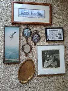 lot 10 image: Art & Wall Decor Lot
