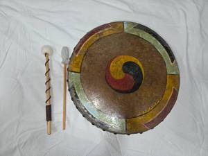 lot 156 image: Late 1800s Korean War Drum