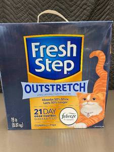 lot 16 image: Fresh Step Outstretch Clumping Cat Litter 19 lb Box
