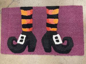 lot 46 image: Hand Hooked Accent Rug 22x38 in with Witch Legs Design