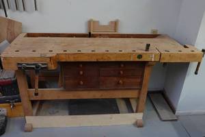 lot 23 image: Ulmia Carpenters Work Bench with Vises