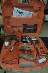 lot 50 image: Paslode Cordless 18 Gauge Finish Nailer