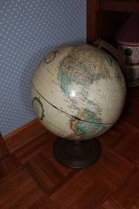 lot 331 image: 12 Diameter Globe