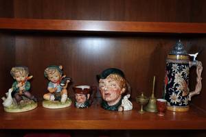 lot 338 image: Beer Stein with Head Mugs and Statues