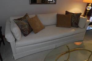 lot 348 image: Couch with Throw Pillows
