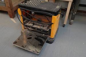 lot 13 image: DeWalt 12 12 Thickness Planer