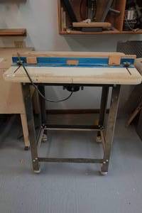 lot 19 image: Rockler Router Table with Router