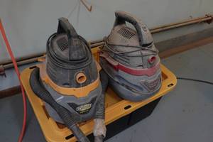lot 89 image: 2 Shop Vacs