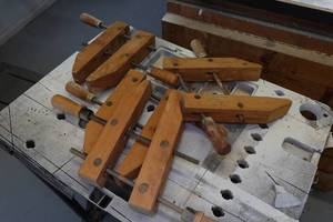 lot 114 image: Jorgenson Adjustable Handscrew Clamps