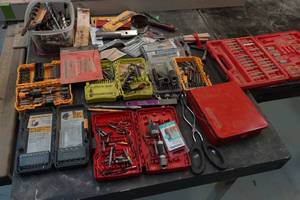 lot 133 image: Assorted Drill Bits