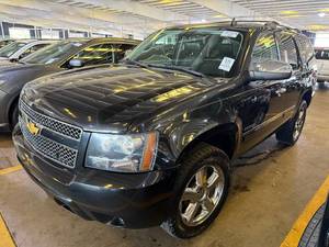 lot 5 image: 2013 Chevrolet Tahoe LTZ 4x4