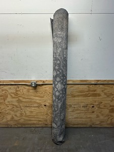 lot 98 image: Gray and white area rug rectangular