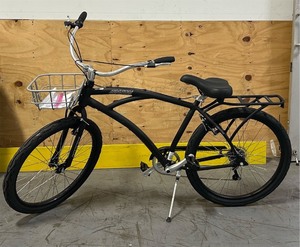 lot 31 image: Coastal Six Speed Mens Fleet Bike, Black, 26-inch, 19-inch Frame Huffy