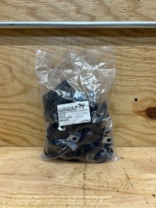 lot 52 image: Vinyl Coated Steel Clamps