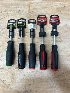 lot 159 image: PRO GRADE, PLYMOUTH FORGE Nut Driver, Screwdriver lot of 5