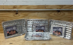 lot 198 image: Disposable BBQ Trays, 4 pack, 2 Large  2 Small lot of 4