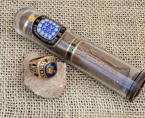 lot 116 image: NFL Collectibles  Mike Ditka Autographed Cigar and Repro 49ers Ring
