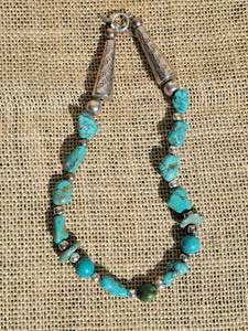lot 105 image: Chunky Sterling Silver Turquoise Necklace