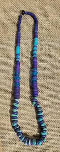 lot 108 image: Howlite and Turquoise Bead Necklace