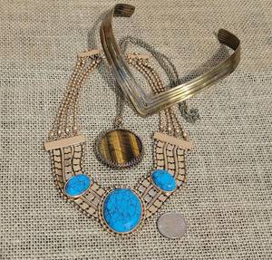 lot 113 image: Retro Vintage Necklace Collection  3