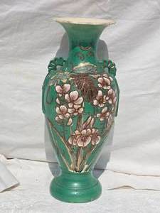 lot 190 image: Stunning Chinese Vintage Handpainted Turquoise Vase Relief