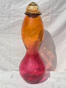 lot 292 image: Spanish Studio Art Glass Lidded Vase