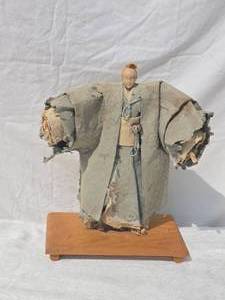 lot 300 image: Amazing Vintage Japanese Daimyo Samurai Doll