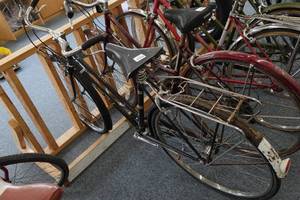 lot 511 image: Vintage Raleigh LTD-3 Bike