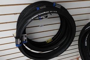 lot 778 image: 5 Bike Tires - 20x1.75, 20x1-38