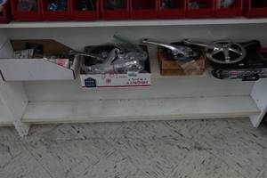 lot 824 image: Assorted Cranks