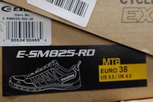 lot 875 image: Exustar Cycling E-SM825-RD Shoes - Size 5.5
