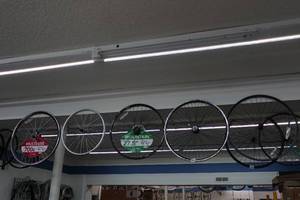 lot 968 image: 5 Bike Wheels