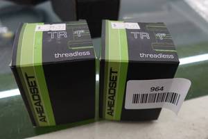 lot 964 image: 2 1 Threadless Headsets
