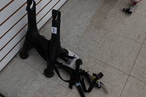 lot 747 image: Car Bike Rack