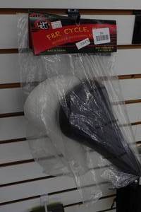 lot 731 image: 2 Bike Seats