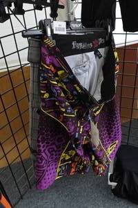 lot 663 image: BMX Shorts - Size 32