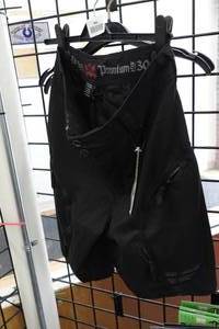 lot 664 image: Premium BMX Shorts - Size 30