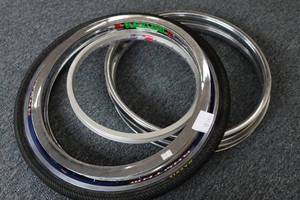 lot 939B image: Bicycle Rims and Tire