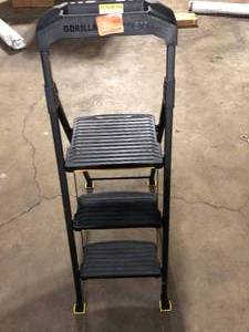 lot 30 image: Gorilla Ladders 3-Step Pro-Grade Steel Step Stool, 300 lbs. Load Capacity Type IA Duty Rating (9ft. Reach Height)   Customer Returns See Pictures