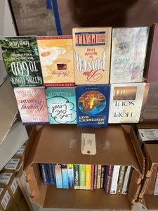 lot 121 image: 31 - Books - Faith Based