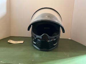 lot 9 image: Full Face Helmet and Shield XXL