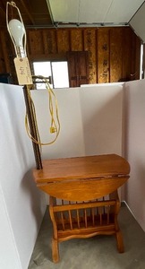 lot 44 image: Wooden end table  magazine rack with light