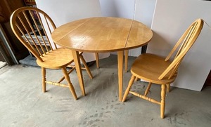 lot 61 image: Blond wood table & chair set