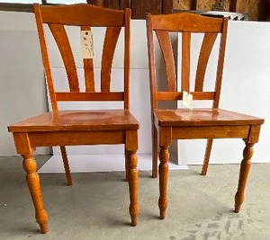 lot 65 image: 2 Vintage wooden chairs