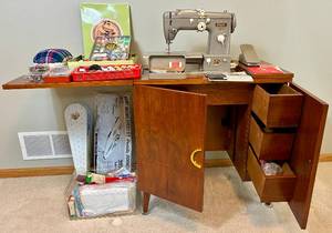 lot 61 image: Pfaff Sewing Machine Model 332 with Vintage Sewing Table and Sewing Accessories