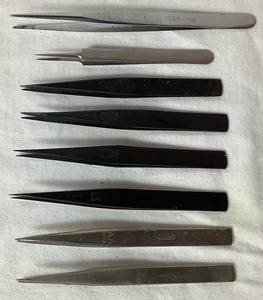 lot 41 image: 8 Piece Assortment of Peer and General Precisions AA Tweezers