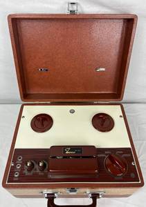 lot 62 image: Vintage Zephyr M-106 Reel To Reel Portable Tape Recorder Made in Japan