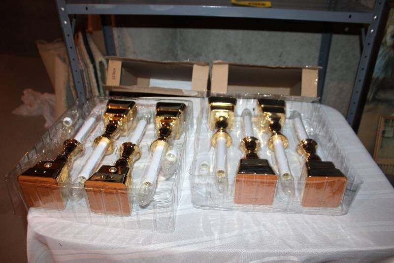 lot 255 image: Set of 8 Brass Plated Plug-In Window Candle Lamps