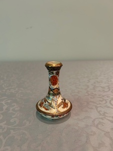 lot 359 image: Pair of Miniature Asian Decorative Vases and Lidded Cloisonne Jar