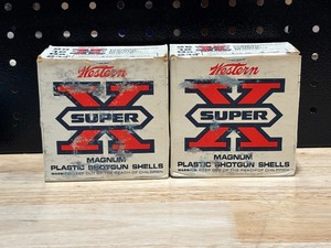 lot 53 image: Western Super X 12 Gauge Shotgun Shells 2 Full Boxes
